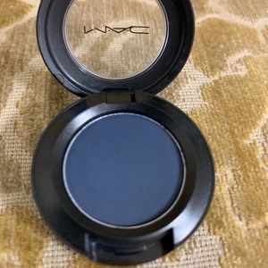 MAC Eyeshadow in Prussian